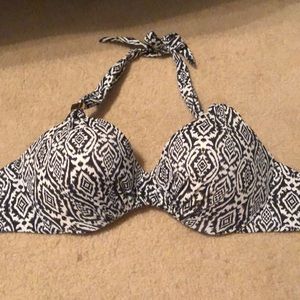 Black and white Victoria’s Secret bathing suit top